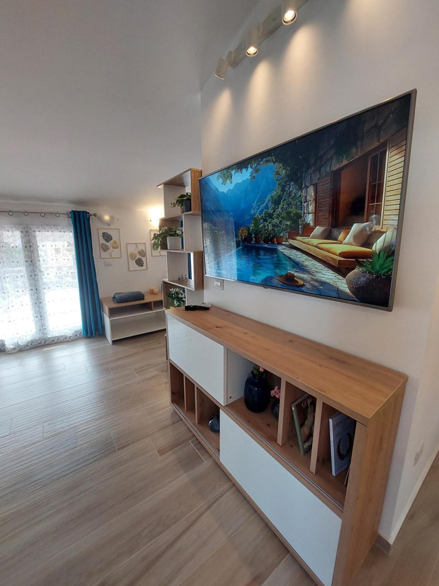 Grazioso Loft, Luminoso E Appena Ristrutturato Appartement